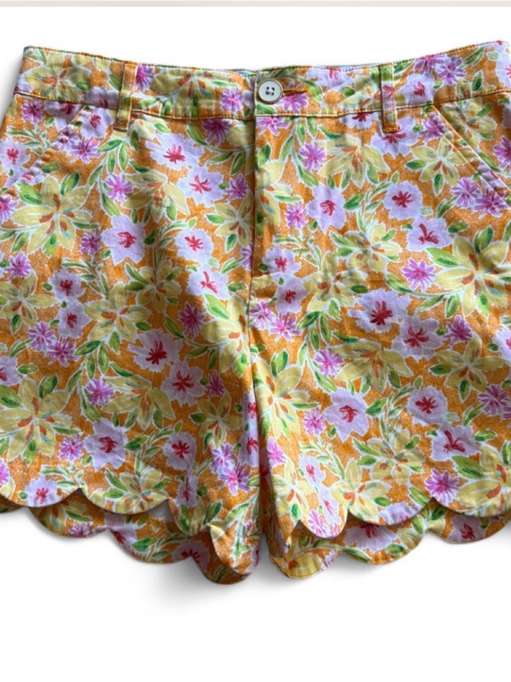 Girl’s size 16 adjustable shorts by Crown & Ivy. Scalloped hem, floral, like new